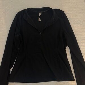 ALO Yoga Black Fitted Long Sleeve Pull over